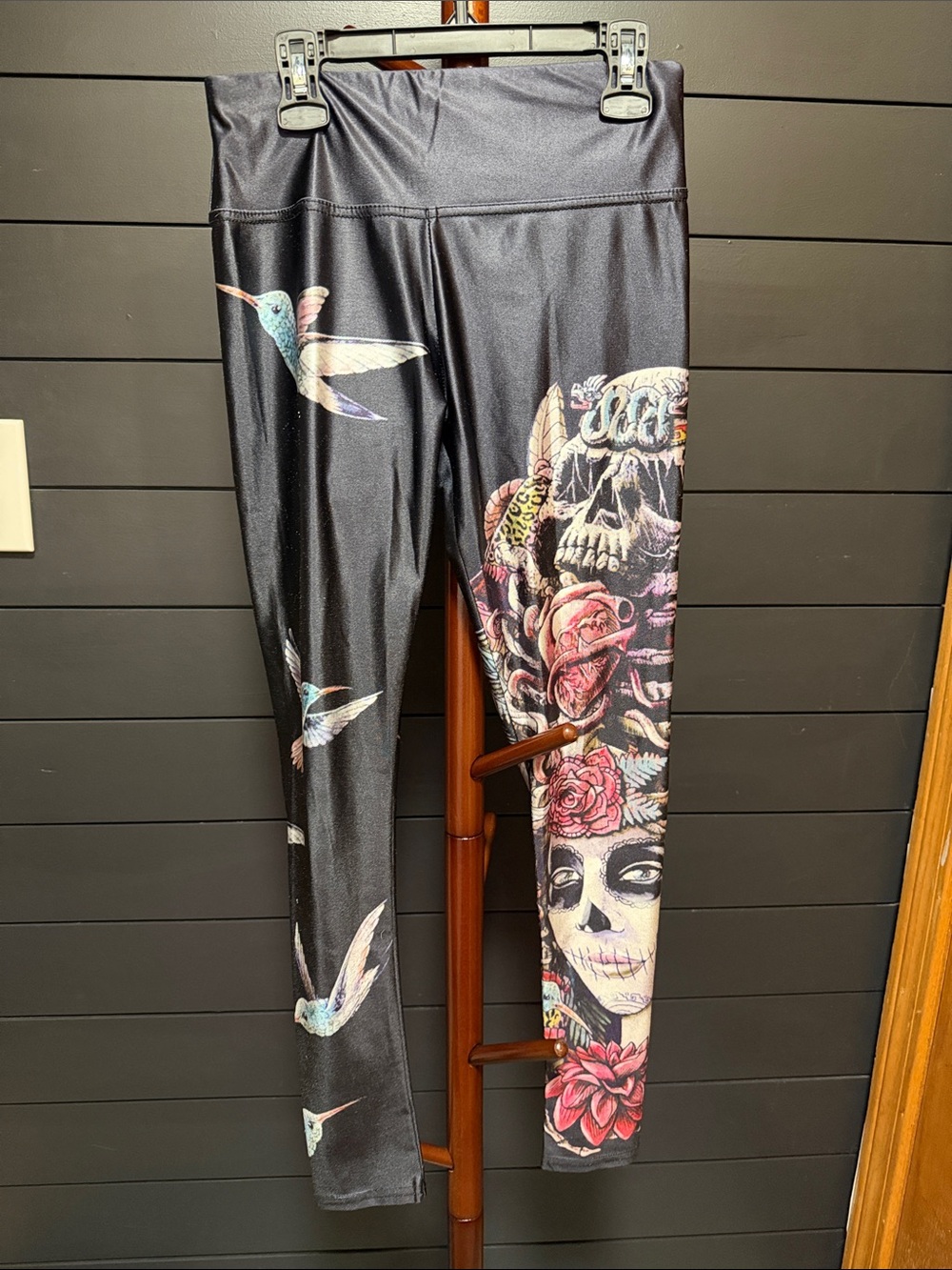 Lotus Leggings Black Floral Skull & Hummingbird Print Leggings